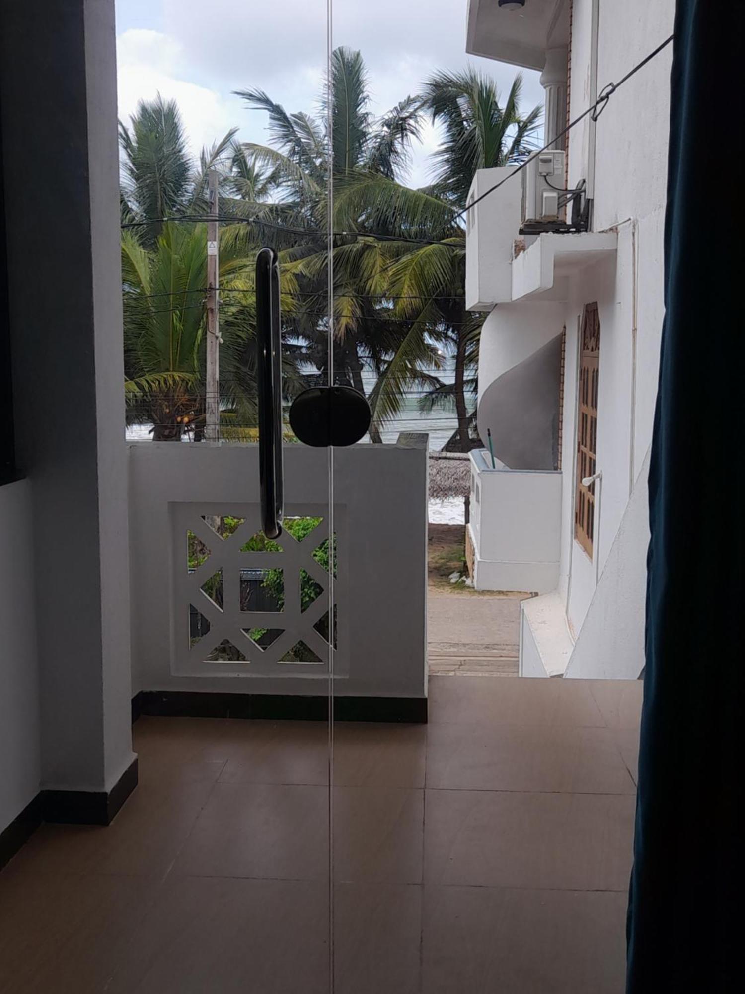 Shanika Beach Inn 坦加拉 外观 照片