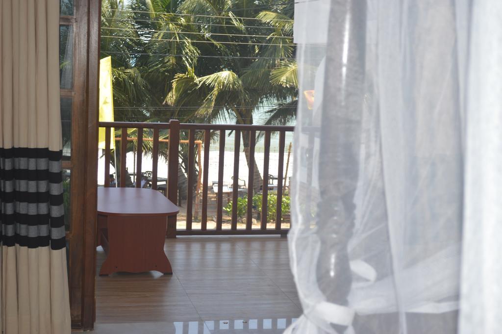 Shanika Beach Inn 坦加拉 外观 照片