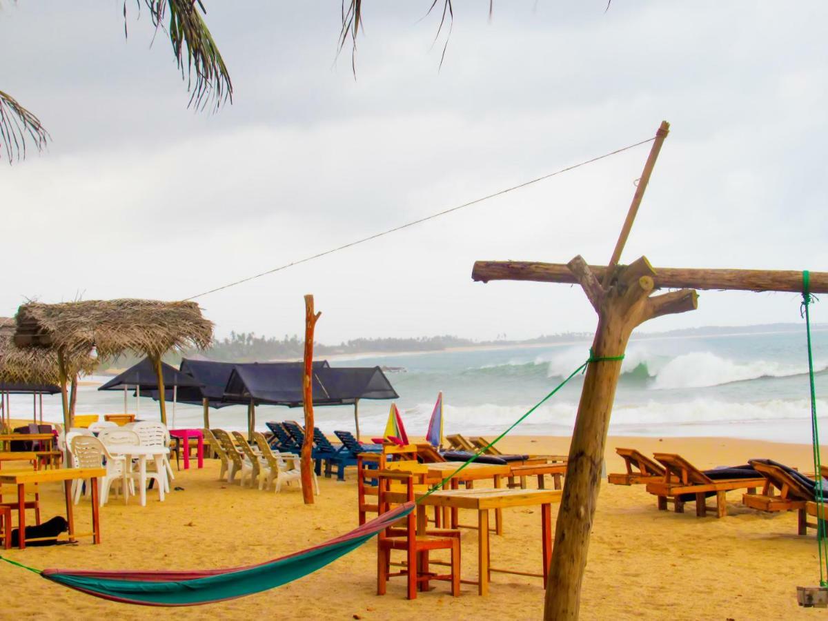 Shanika Beach Inn 坦加拉 外观 照片
